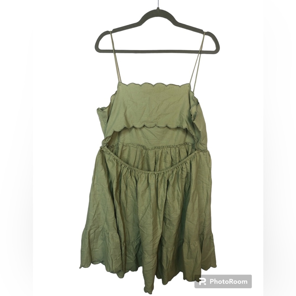 ASOS Women’s Spaghetti Strap Sage Green Side Zip Scallop Whimsical Fairy - Picture 2 of 9